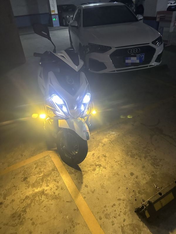 二手新大洲本田裂行 RX125Fi