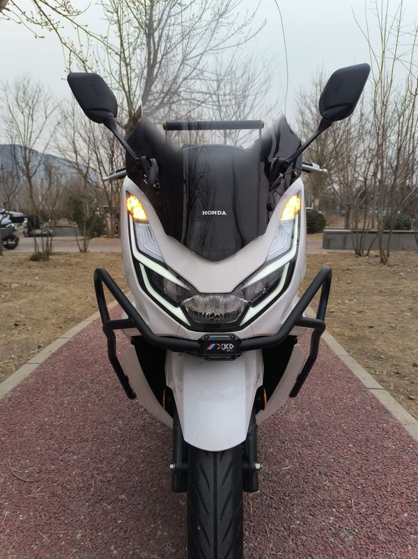 二手五羊本田PCX