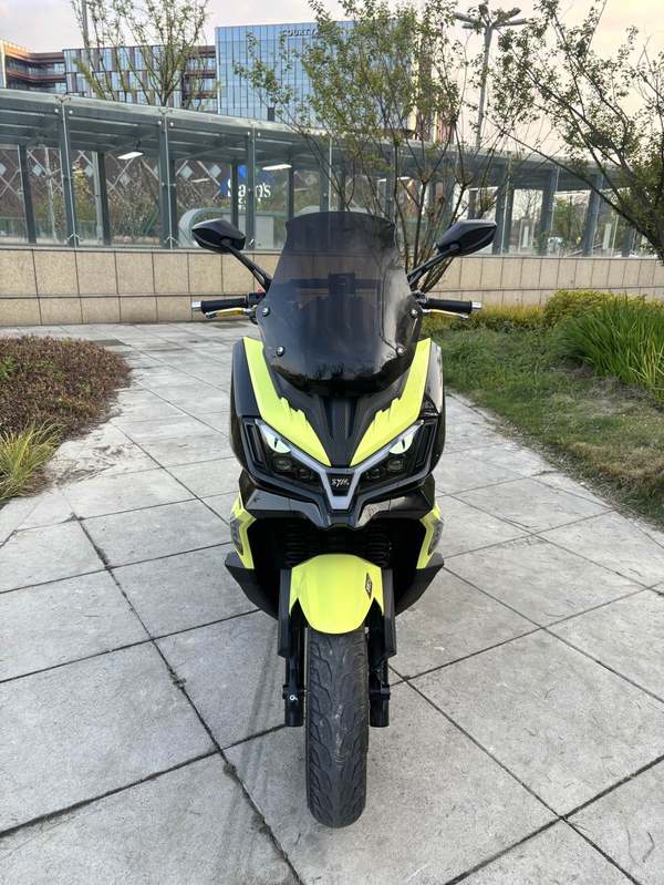 二手三阳哈士奇 Husky ADV300