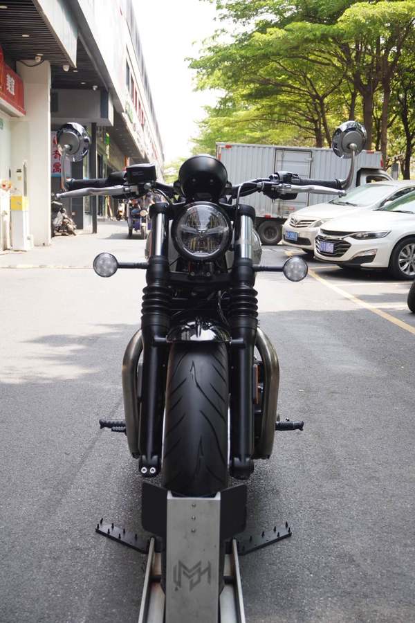 二手凯旋Bonneville Bobber