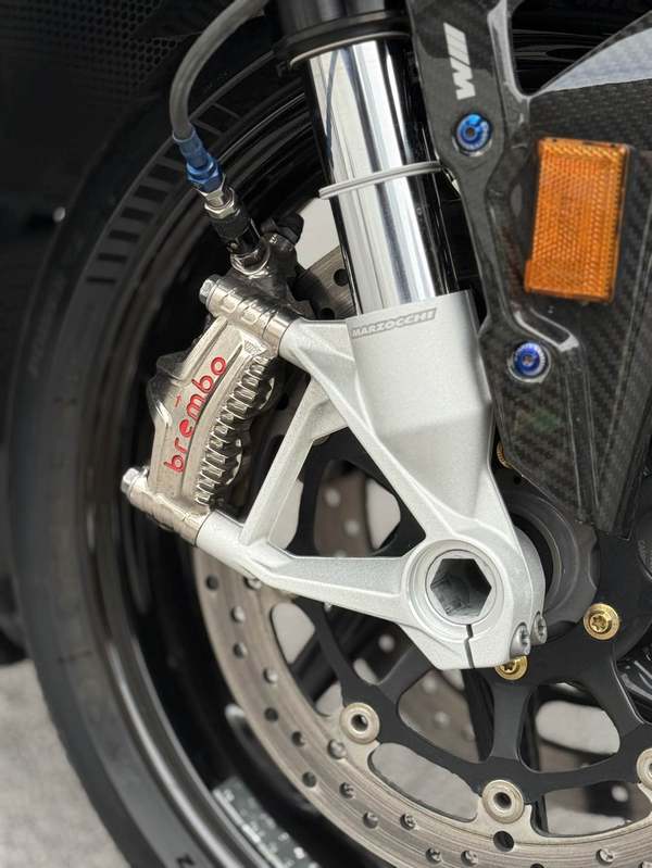 二手宝马M 1000 RR