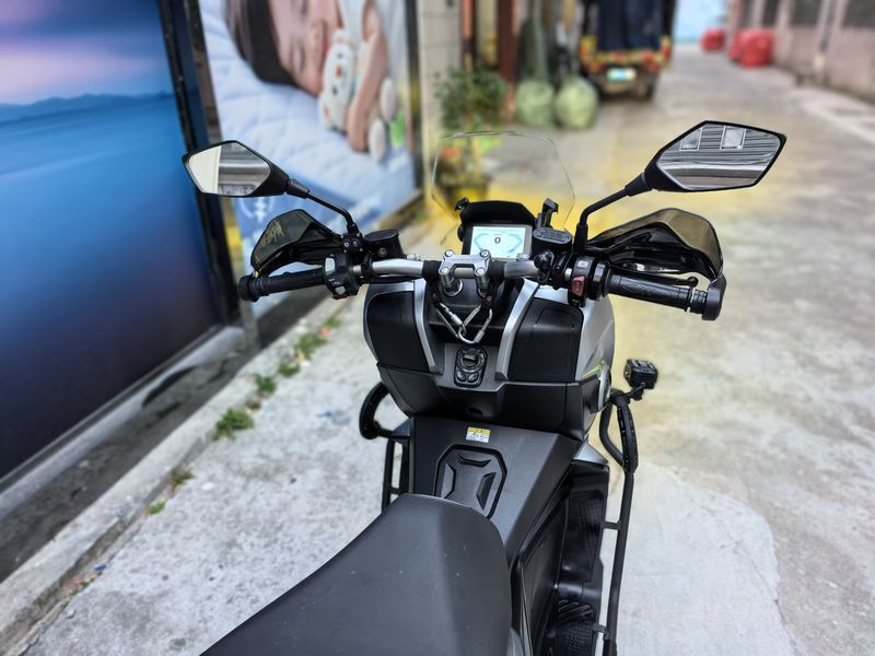 二手QJMOTOR鸿250ADV