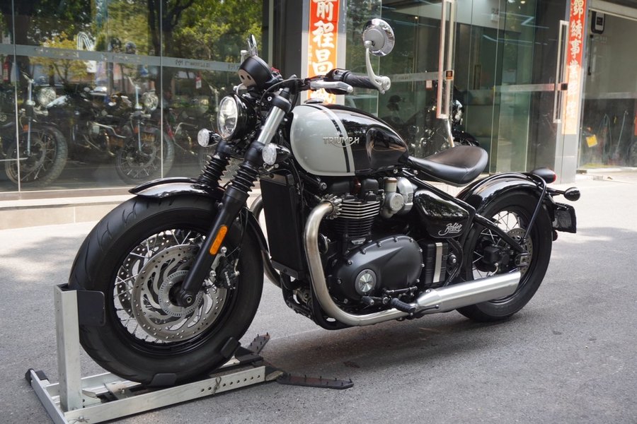 二手凯旋Bonneville Bobber
