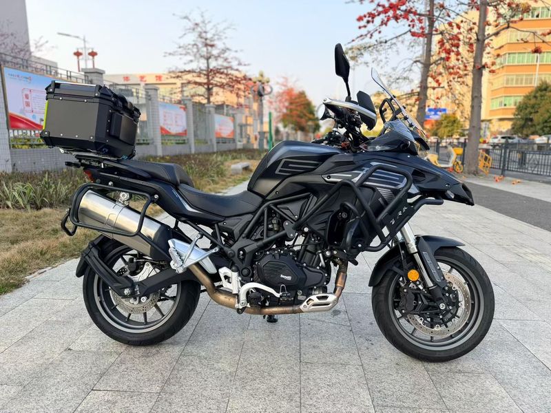 二手贝纳利TRK552