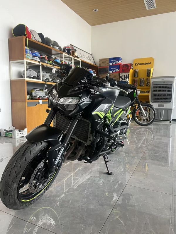 二手川崎Z900