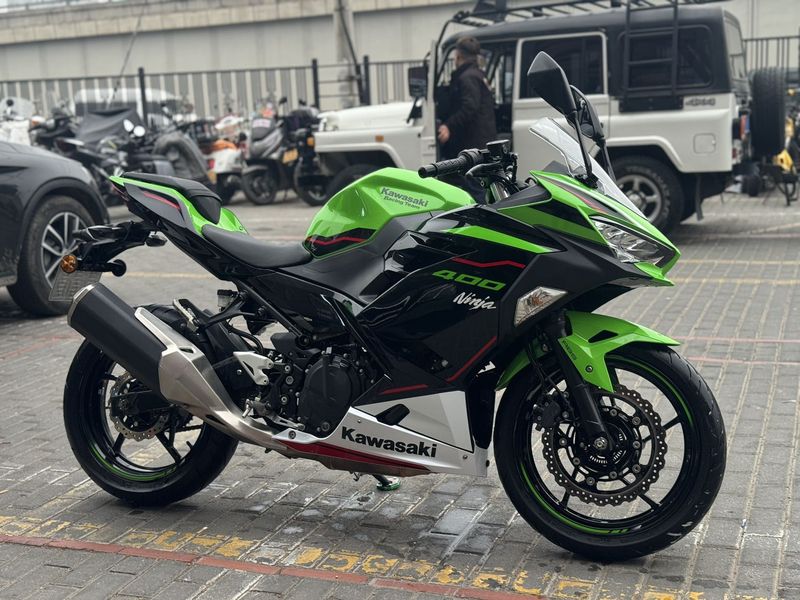二手川崎Ninja 400