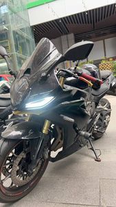 二手贝纳利龙卷风 Tornado 402R