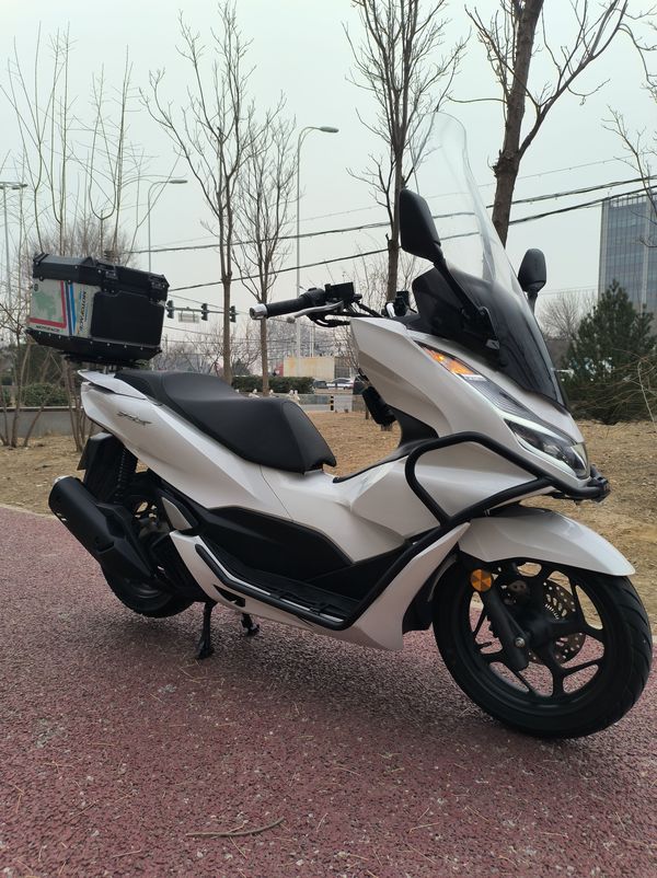 二手五羊本田PCX