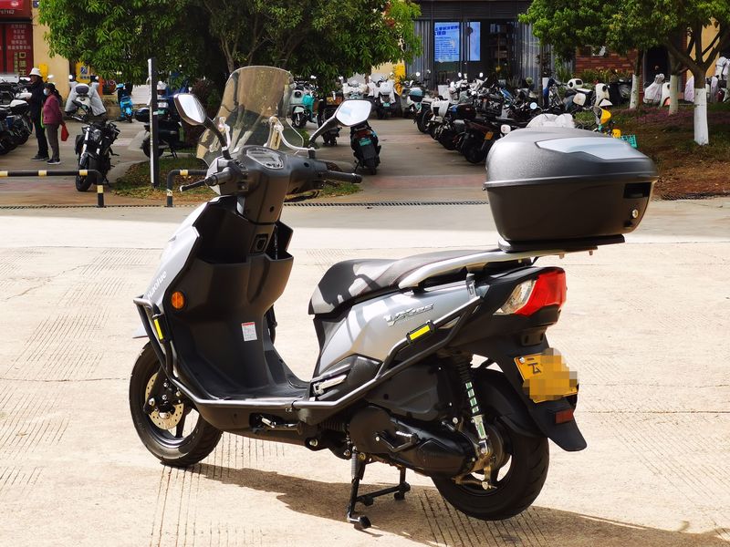 二手豪爵虎鲨VX125