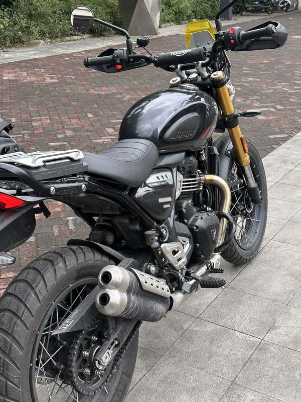 二手凯旋Scrambler 400 X