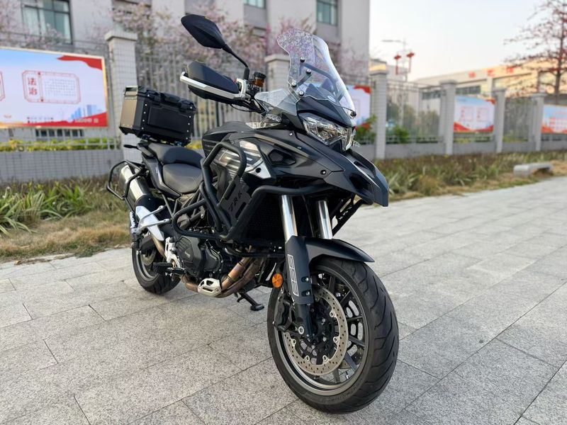 二手贝纳利TRK552