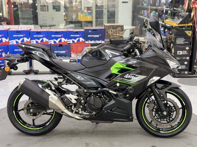 二手川崎Ninja 400