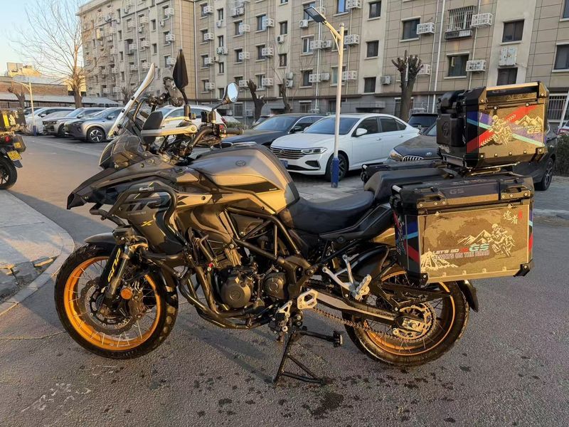 二手贝纳利金鹏 TRK502