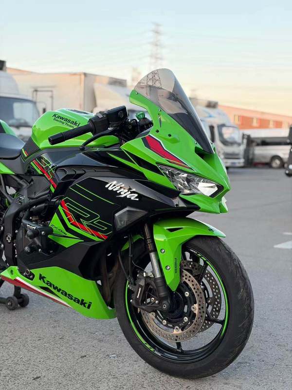 二手川崎ZX-4R