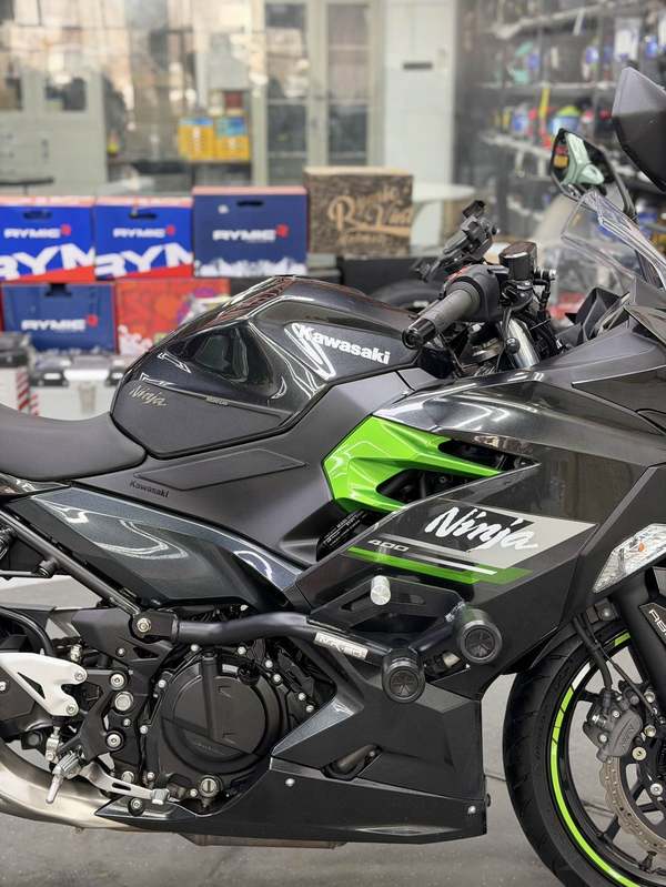 二手川崎Ninja 400