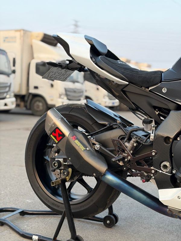 二手雅马哈YZF-R1