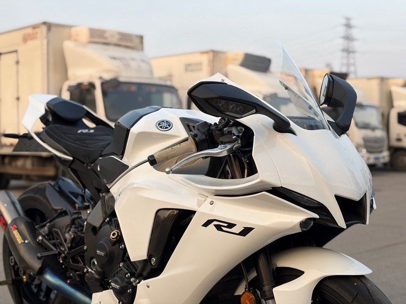 二手雅马哈YZF-R1
