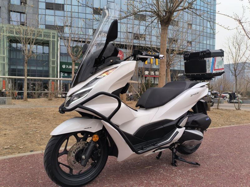 二手五羊本田PCX