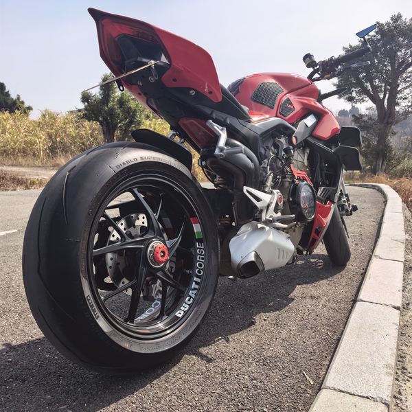 二手杜卡迪Street Fighter V4