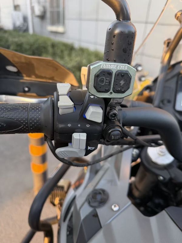 二手贝纳利金鹏 TRK502