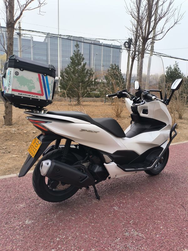 二手五羊本田PCX