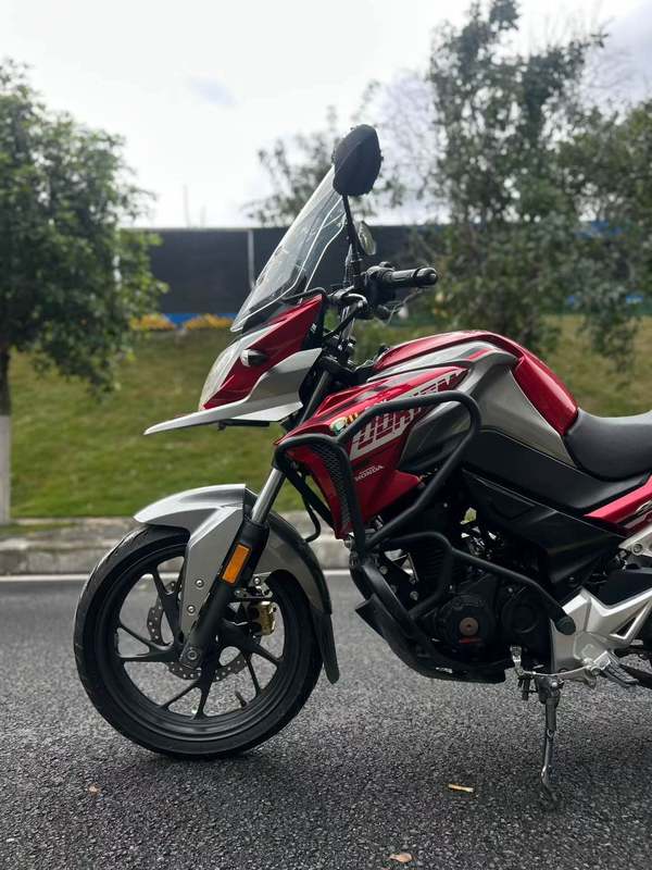 二手五羊本田猛鸷 CB190X