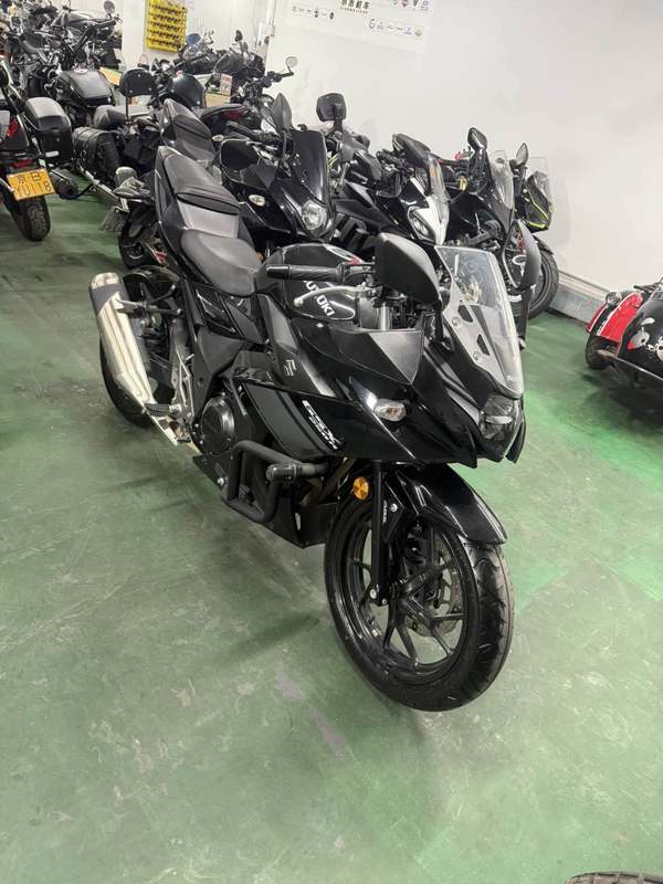 二手豪爵铃木GSX250R