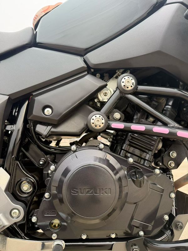 二手豪爵铃木DL250