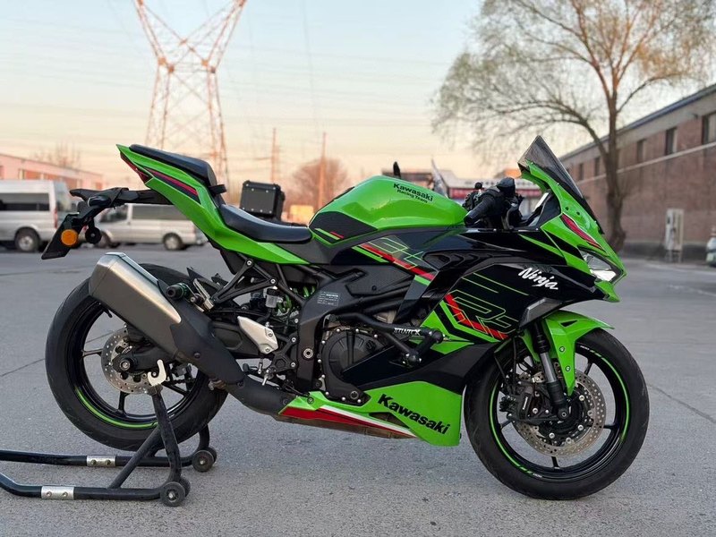 二手川崎ZX-4R