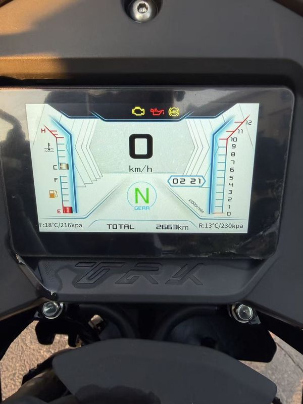 二手贝纳利金鹏 TRK502