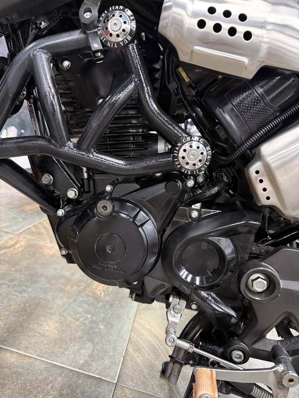 二手五羊本田鸷道 CB190SS