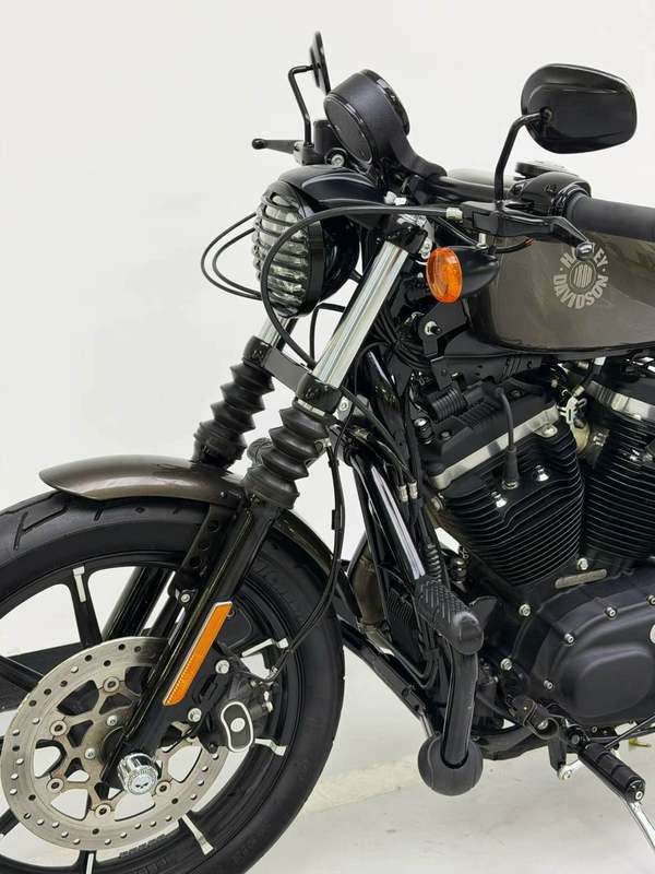 二手哈雷戴维森Iron883 硬汉