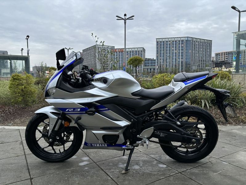 二手雅马哈YZF-R3