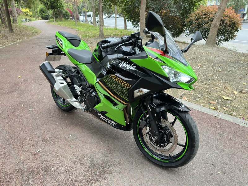 二手川崎Ninja 400