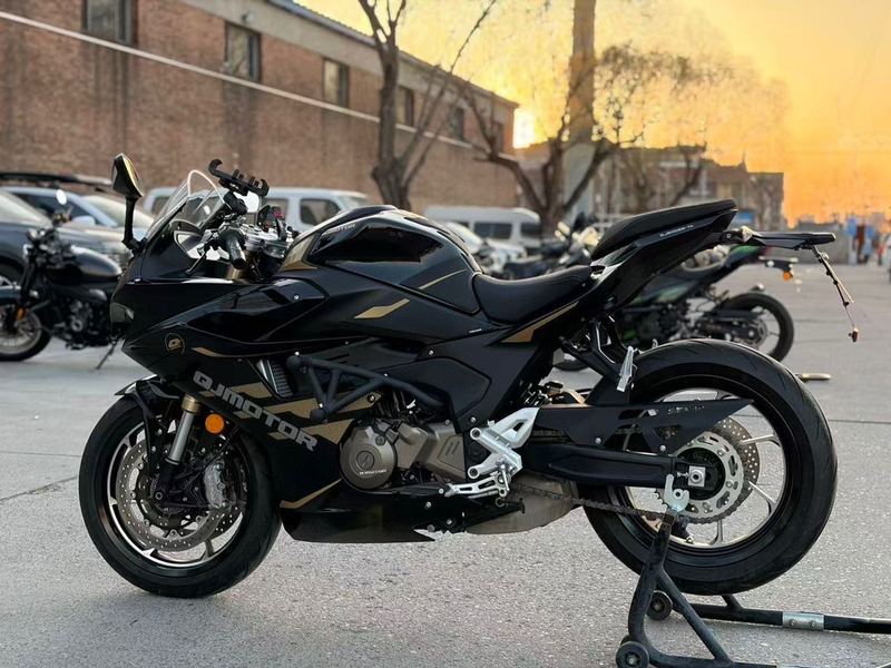 二手QJMOTOR赛550