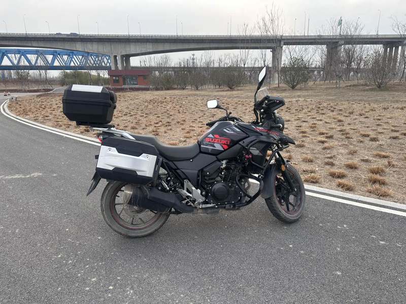 二手豪爵铃木DL250