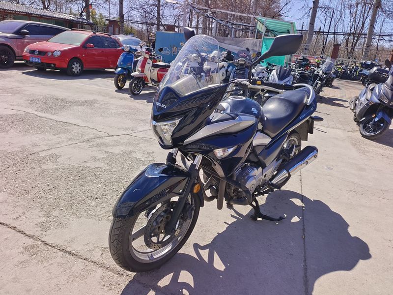 二手豪爵铃木骊驰 GW250