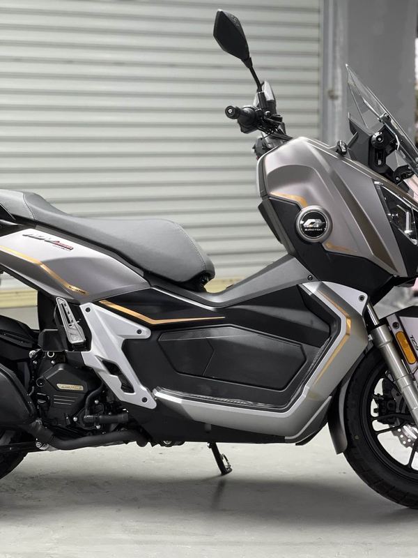 二手QJMOTOR鸿250ADV