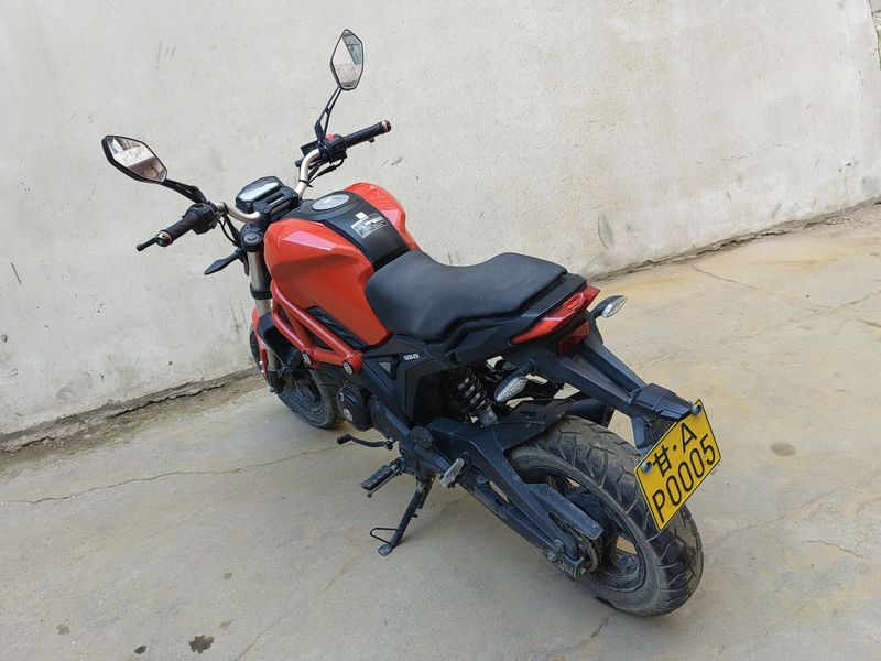 二手银钢小怪兽150