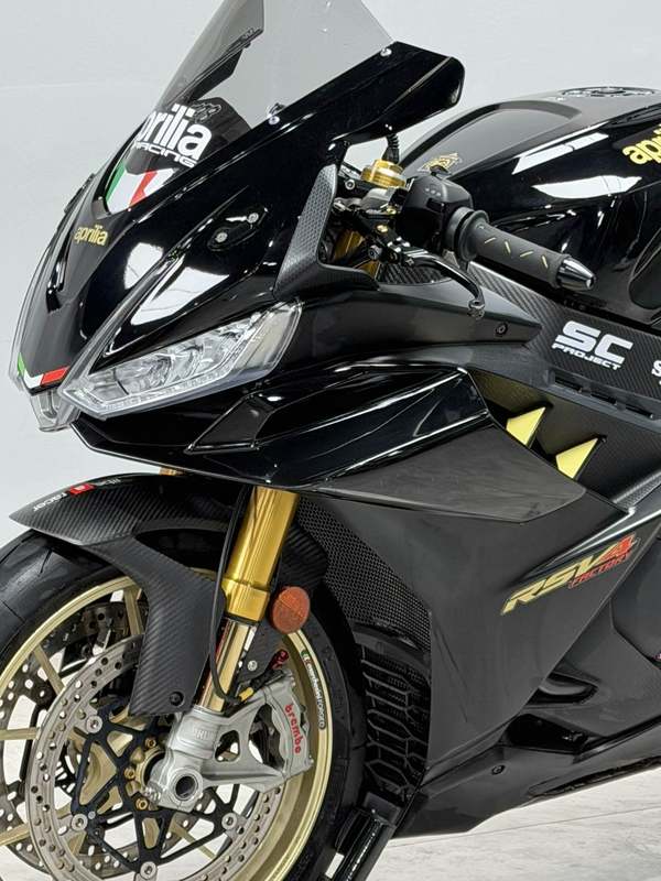 二手阿普利亚RSV4