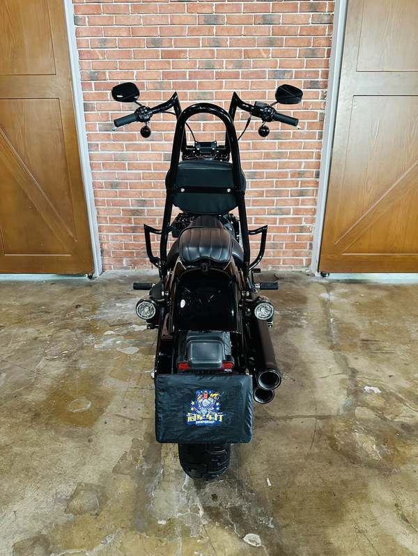 二手哈雷戴维森街霸 Street Bob