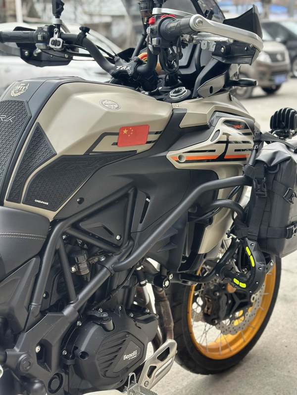 二手贝纳利TRK552