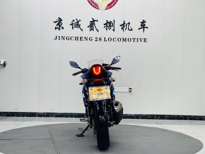 二手豪爵铃木GSX250R