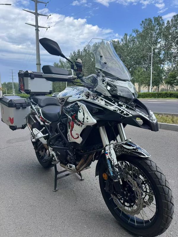 二手贝纳利金鹏 TRK502