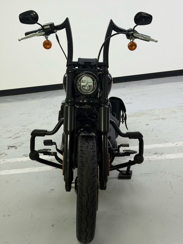 二手哈雷戴维森街霸 Street Bob