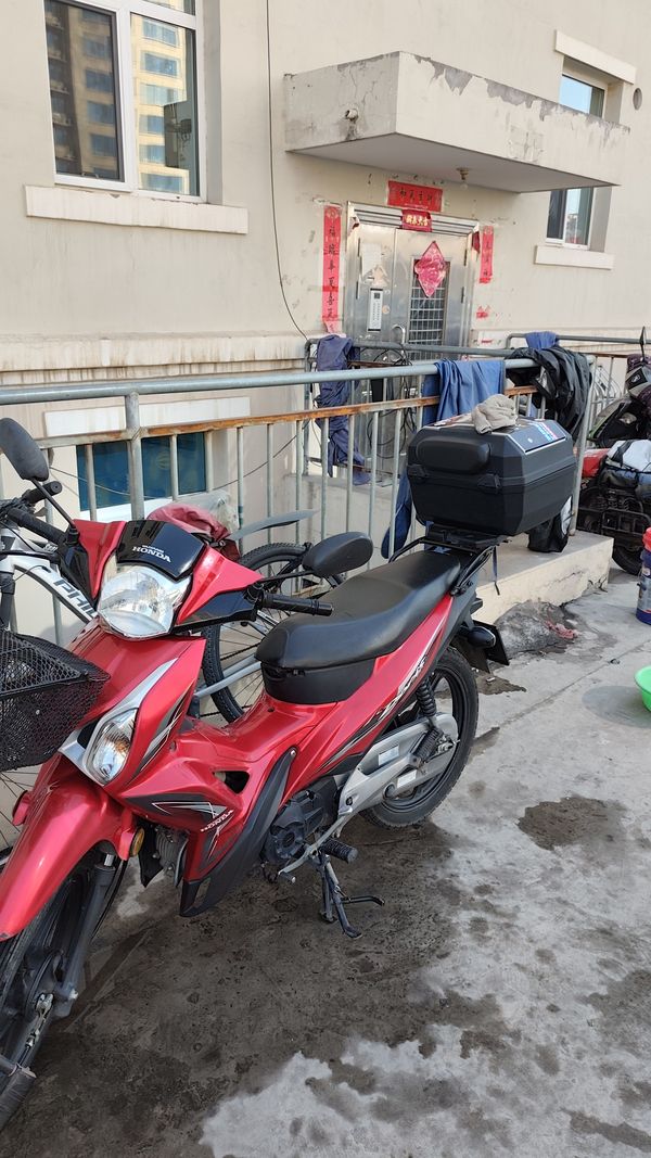 二手五羊本田凯影125