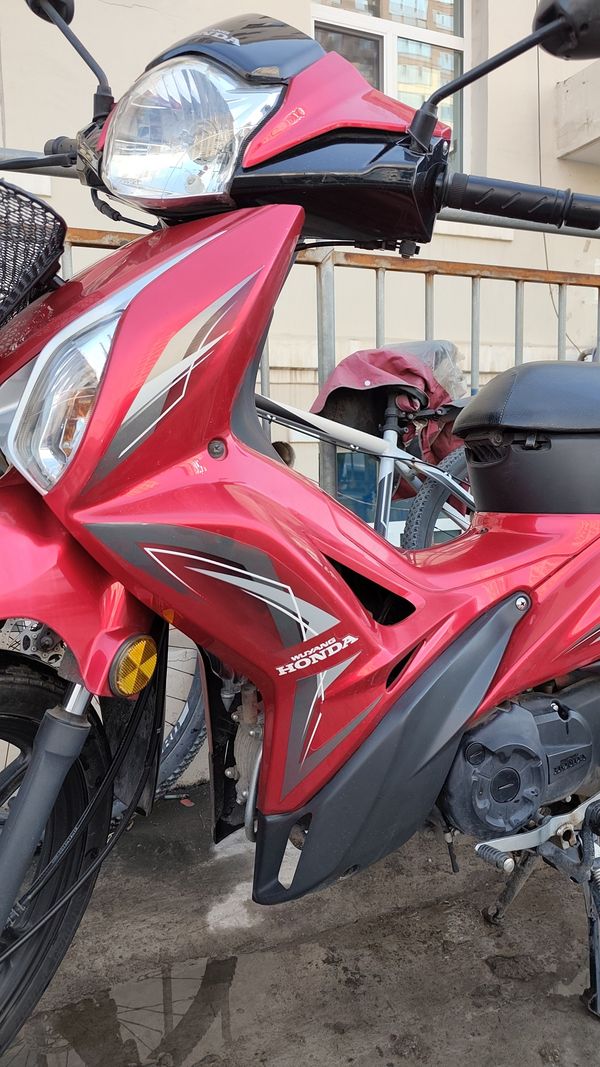 二手五羊本田凯影125