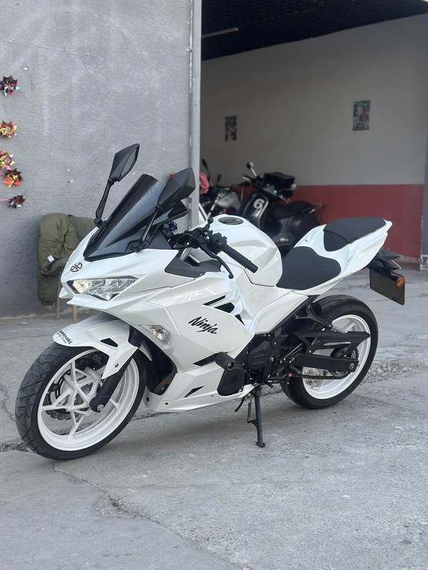 二手川崎Ninja 400