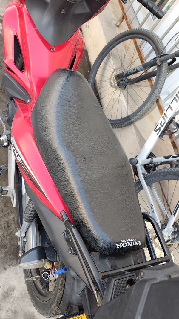 二手五羊本田凯影125