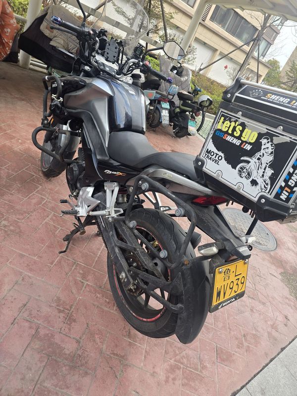 二手五羊本田猛鸷 CB190X